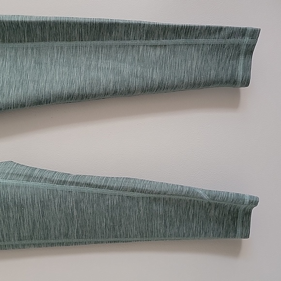 Victoria's Secret Incredible Essential Heathered Succulent Green HR Leggings 6 - Picture 5 of 12